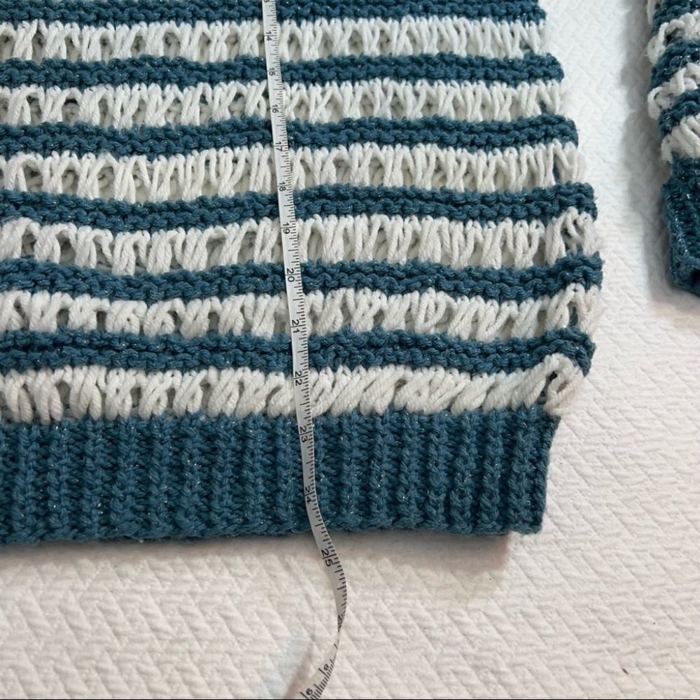 Unique! Vintage Hand Knit Open Weave Sweater White/Teal Size M/L - Picture 10 of 10